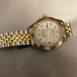 Watch excellent conditions